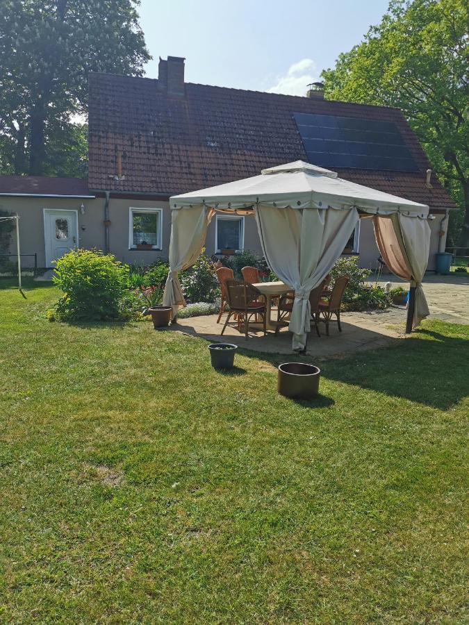 Ferienwohnung Am Stadtrand Garz Ruegen Екстер'єр фото